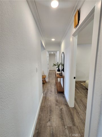 1626 E 15th St, Santa Ana, CA 92701