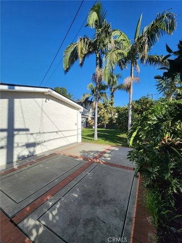 1626 E 15th St, Santa Ana, CA 92701