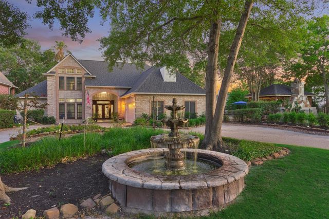 609 Edgewood Drive, Montgomery, TX 77356