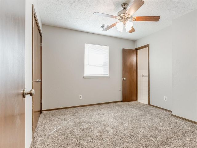 822 Russell Circle, Norman, OK 73071