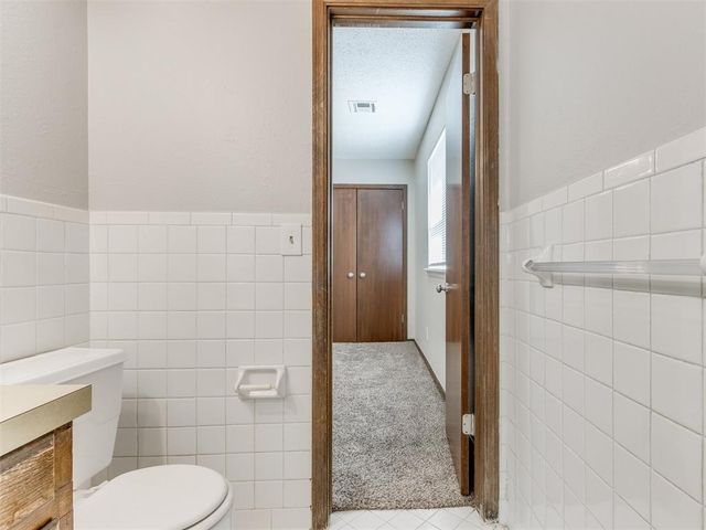 822 Russell Circle, Norman, OK 73071