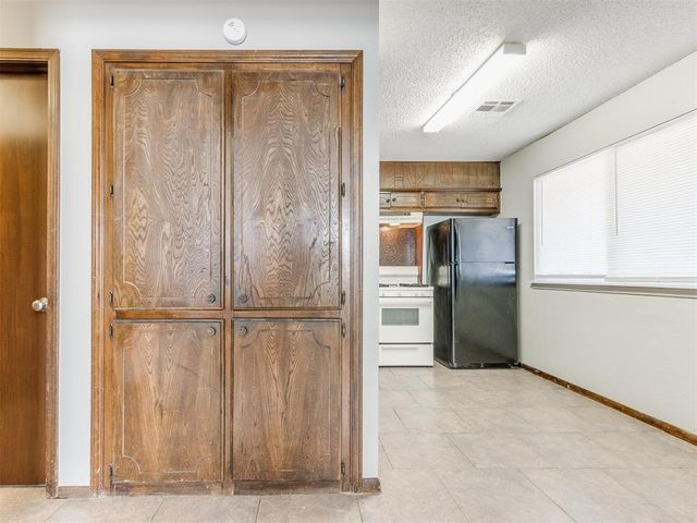 822 Russell Circle, Norman, OK 73071