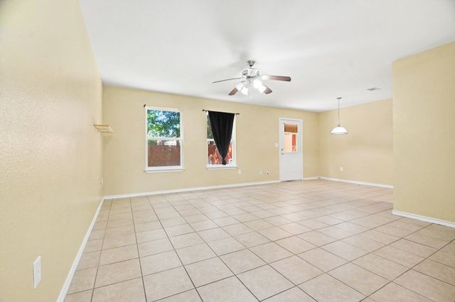 823 Parkplace Ridge, Princeton, TX 75407