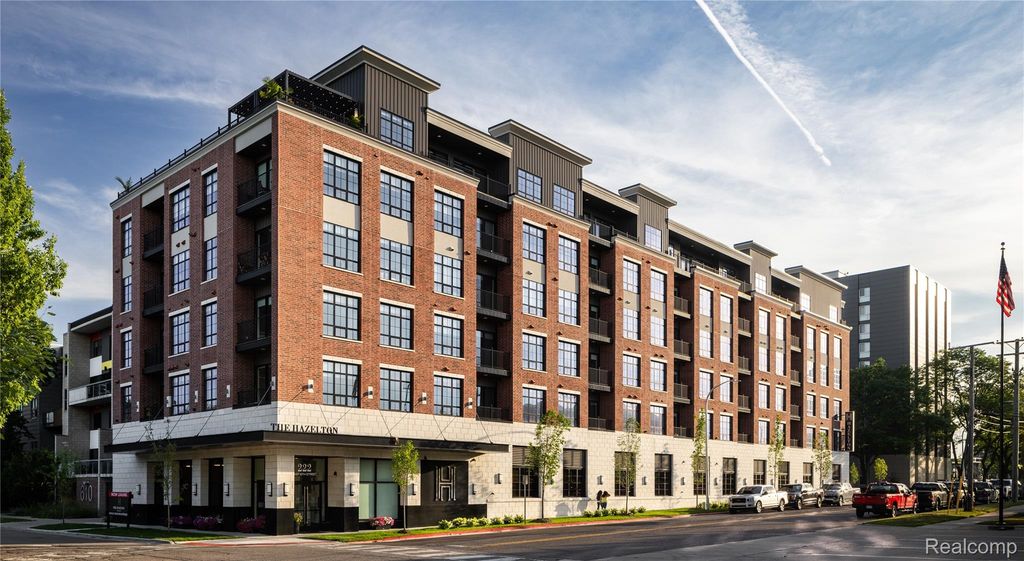 222 E 6th Street 204, Royal Oak, MI 48067