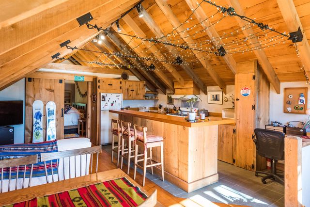 487 Vermont Route 100, Londonderry, VT 05155