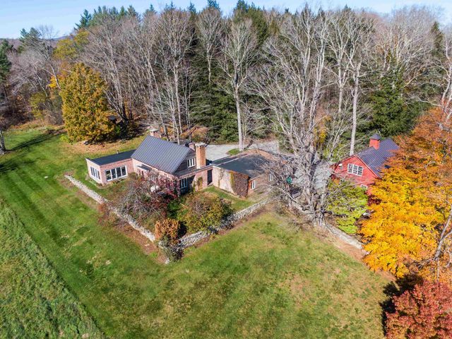 487 Vermont Route 100, Londonderry, VT 05155