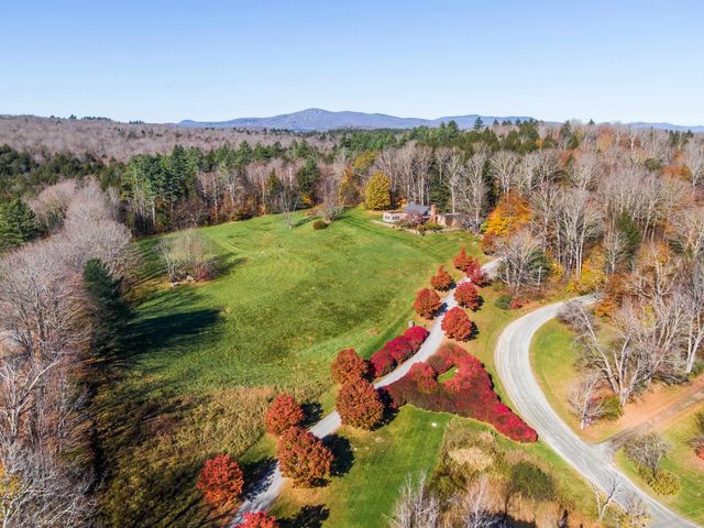 487 Vermont Route 100, Londonderry, VT 05155