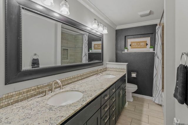 12379 Fairhaven Dr, Baton Rouge, LA 70815