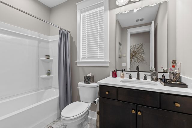 382 Tupelo Lake Drive, Summerville, SC 29486