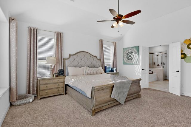 476 Wolf Creek Drive, Waxahachie, TX 75165