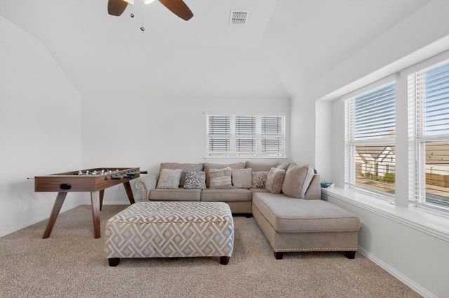 476 Wolf Creek Drive, Waxahachie, TX 75165