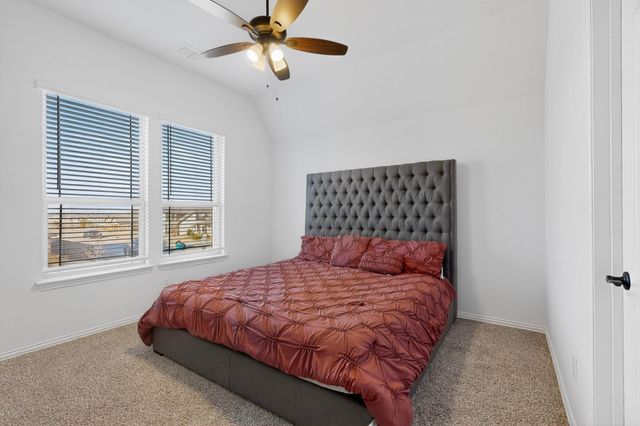 476 Wolf Creek Drive, Waxahachie, TX 75165