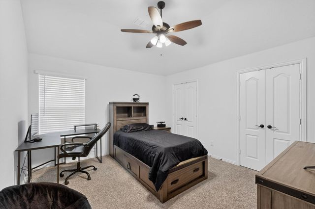 476 Wolf Creek Drive, Waxahachie, TX 75165