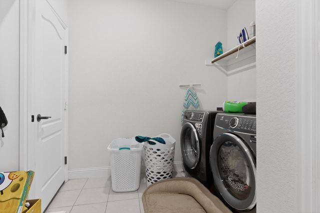 476 Wolf Creek Drive, Waxahachie, TX 75165