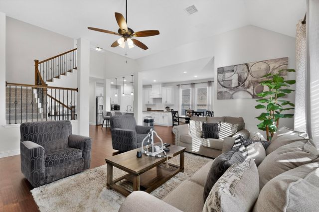 476 Wolf Creek Drive, Waxahachie, TX 75165