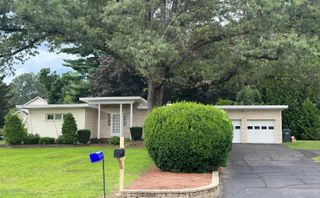 23 South Elm Street, Windsor Locks, CT 06096