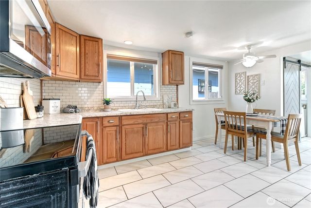 2327 Harrison Avenue, Everett, WA 98201