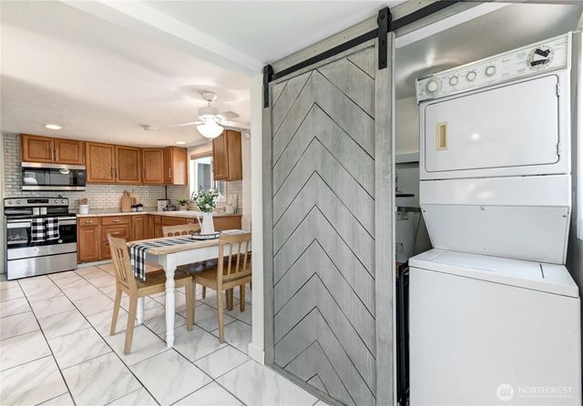 2327 Harrison Avenue, Everett, WA 98201
