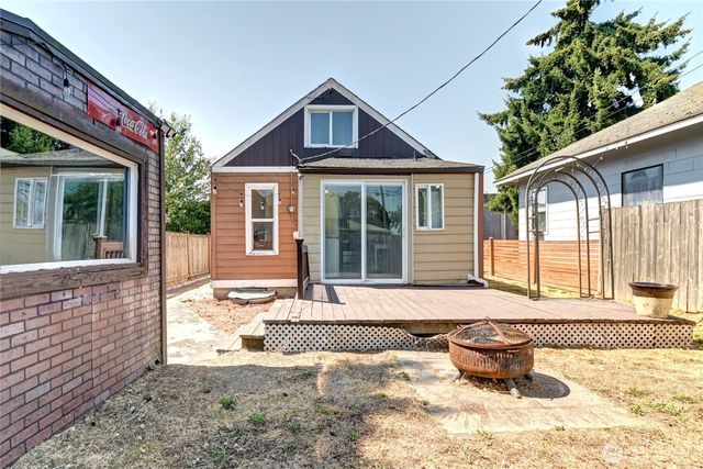 2327 Harrison Avenue, Everett, WA 98201