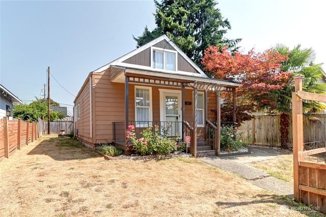 2327 Harrison Avenue, Everett, WA 98201