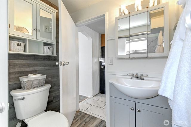 2327 Harrison Avenue, Everett, WA 98201
