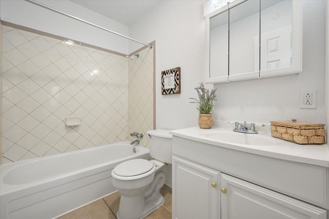 3202 Parker Street, Irving, TX 75062