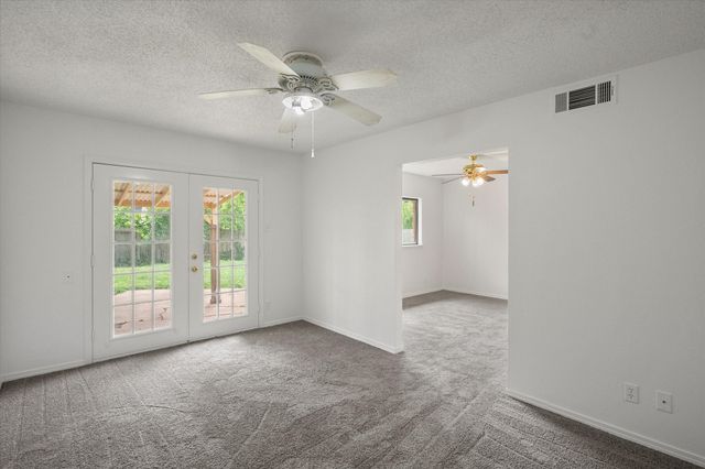 3202 Parker Street, Irving, TX 75062