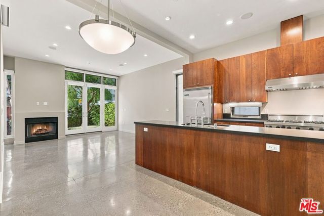 744 Marine Street, Santa Monica, CA 90405