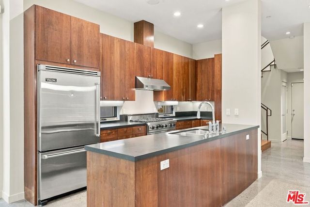 744 Marine Street, Santa Monica, CA 90405
