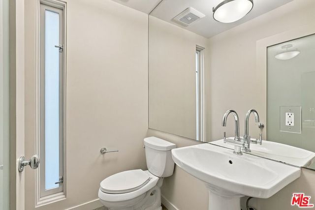 744 Marine Street, Santa Monica, CA 90405