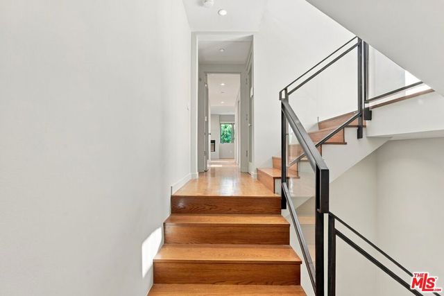 744 Marine Street, Santa Monica, CA 90405
