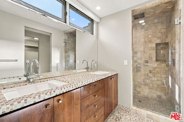 744 Marine Street, Santa Monica, CA 90405