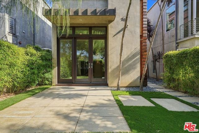 744 Marine Street, Santa Monica, CA 90405