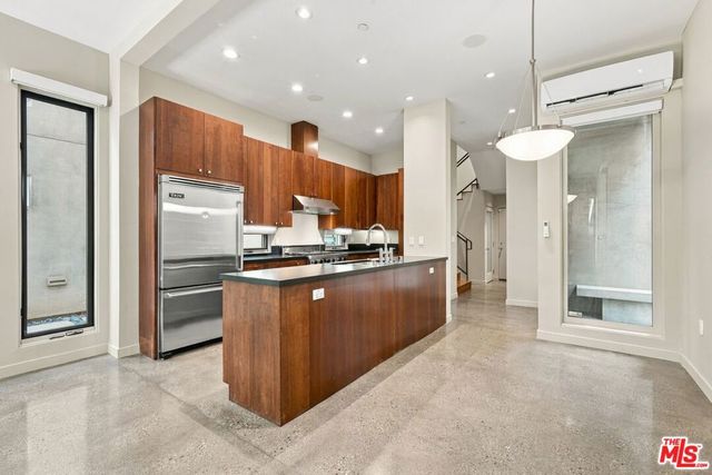 744 Marine Street, Santa Monica, CA 90405