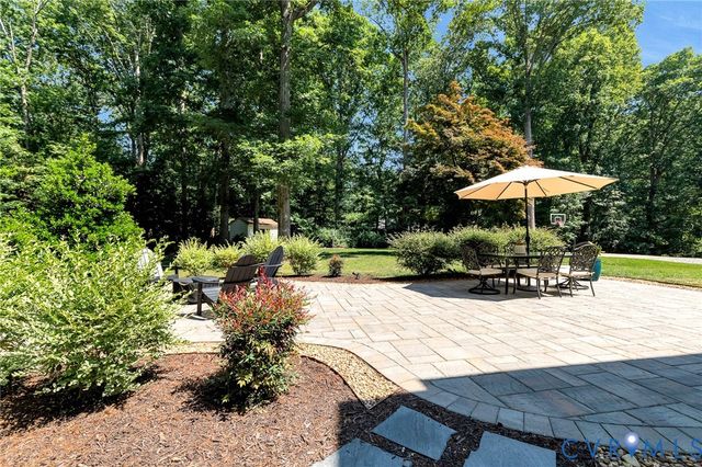 10157 Nina Ct, Mechanicsville, VA 23116