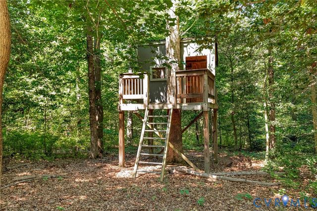 10157 Nina Ct, Mechanicsville, VA 23116