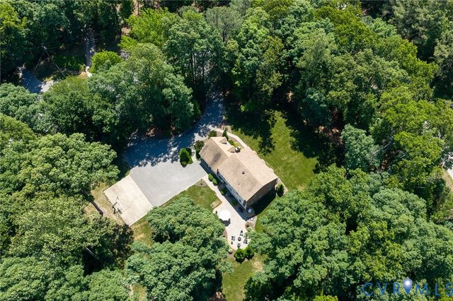 10157 Nina Ct, Mechanicsville, VA 23116