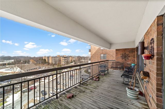 27500 Cedar Road 708, Beachwood, OH 44122