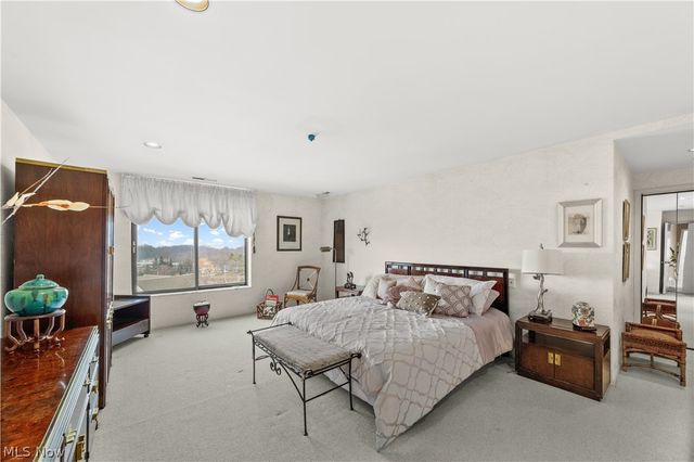 27500 Cedar Road 708, Beachwood, OH 44122