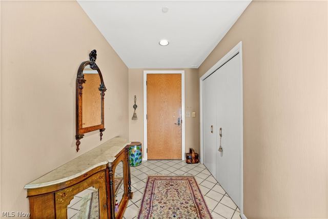 27500 Cedar Road 708, Beachwood, OH 44122