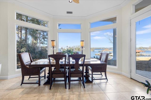 24901 County Road 4117, Frankston, TX 75763