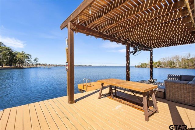 24901 County Road 4117, Frankston, TX 75763