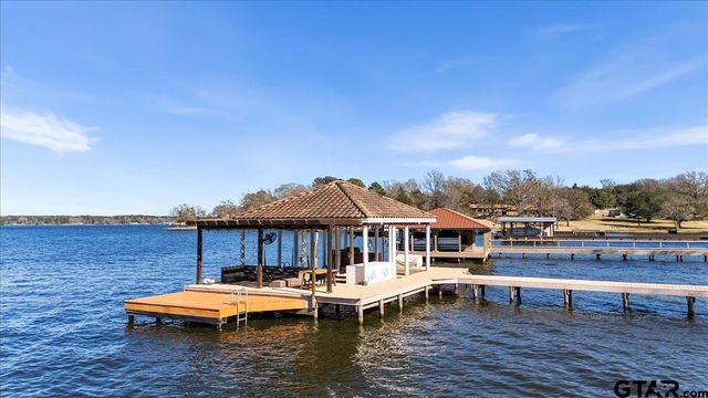 24901 County Road 4117, Frankston, TX 75763