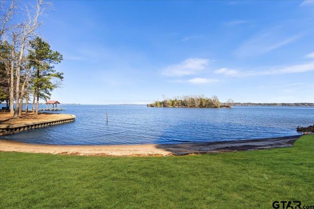 24901 County Road 4117, Frankston, TX 75763