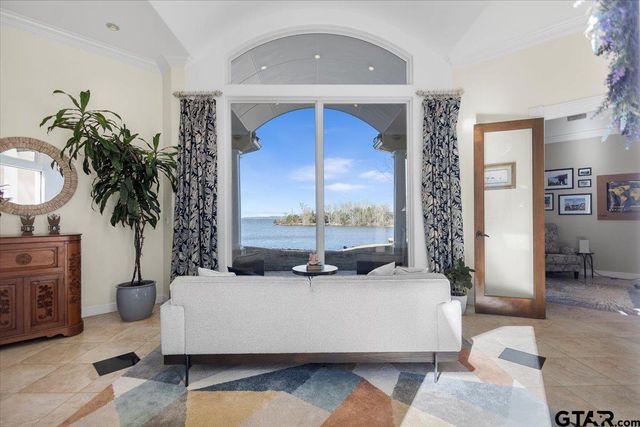 24901 County Road 4117, Frankston, TX 75763