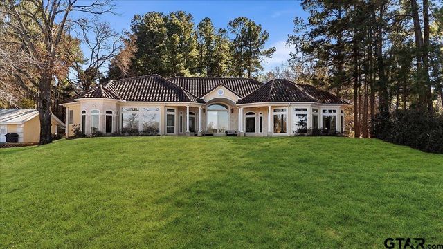 24901 County Road 4117, Frankston, TX 75763