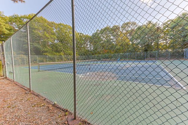 381 Great Oak Road APT 9, Mashpee, MA 02649