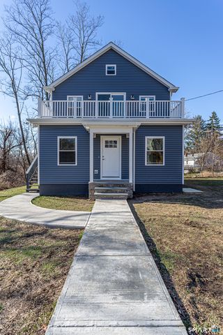 65 Mason Street, Fairfield, CT 06825