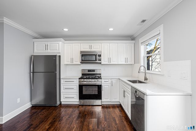 65 Mason Street, Fairfield, CT 06825