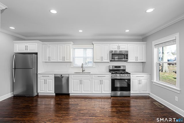 65 Mason Street, Fairfield, CT 06825